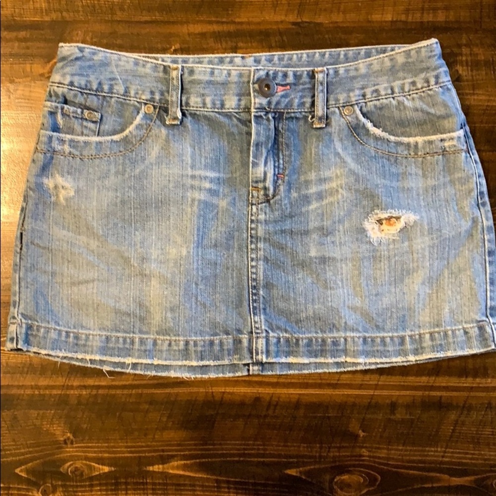 American Eagle distressed denim skirt